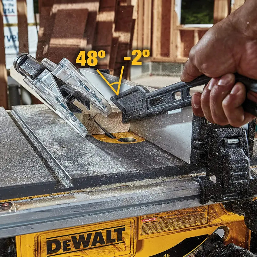 DEWALT Baustellen-Tischkreissäge, kompakt, 8-1/4 Zoll (DWE7485)