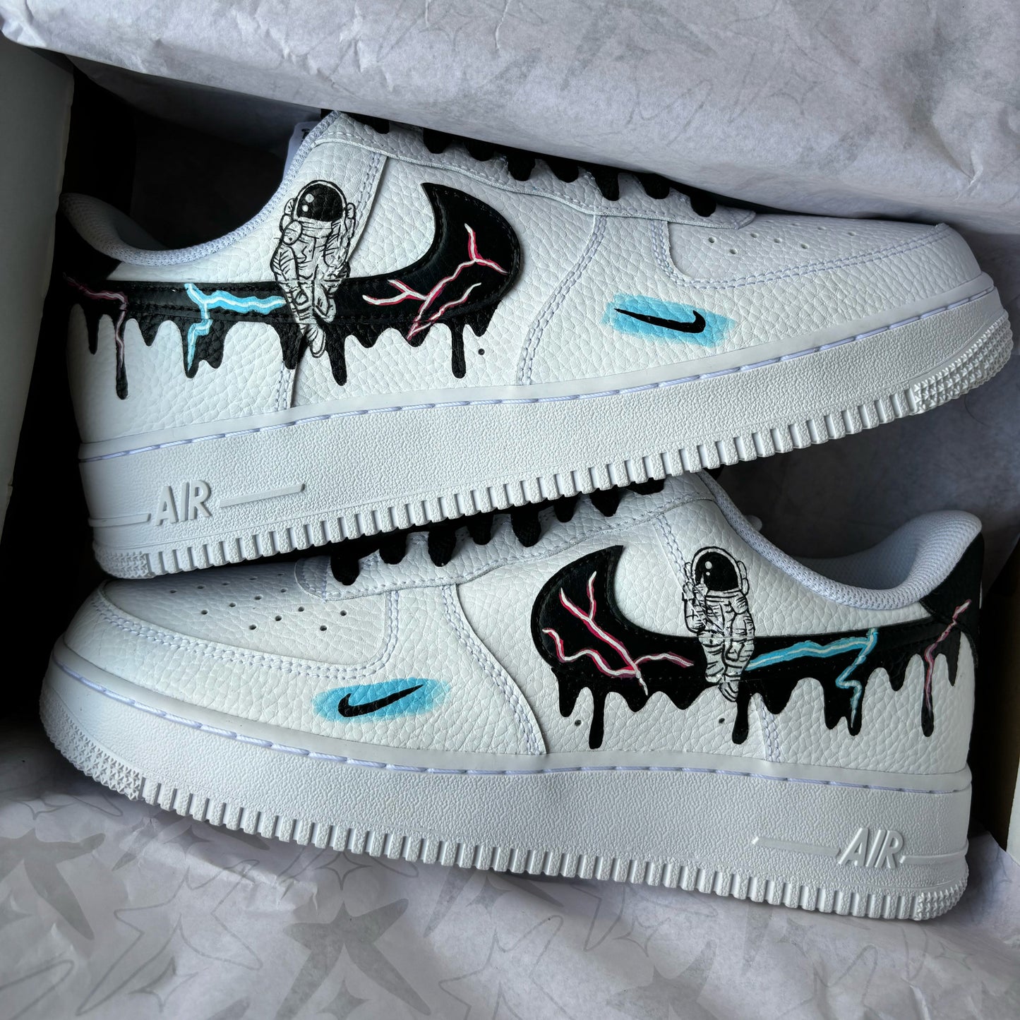 Nike Air Force 1 x Astro Drip