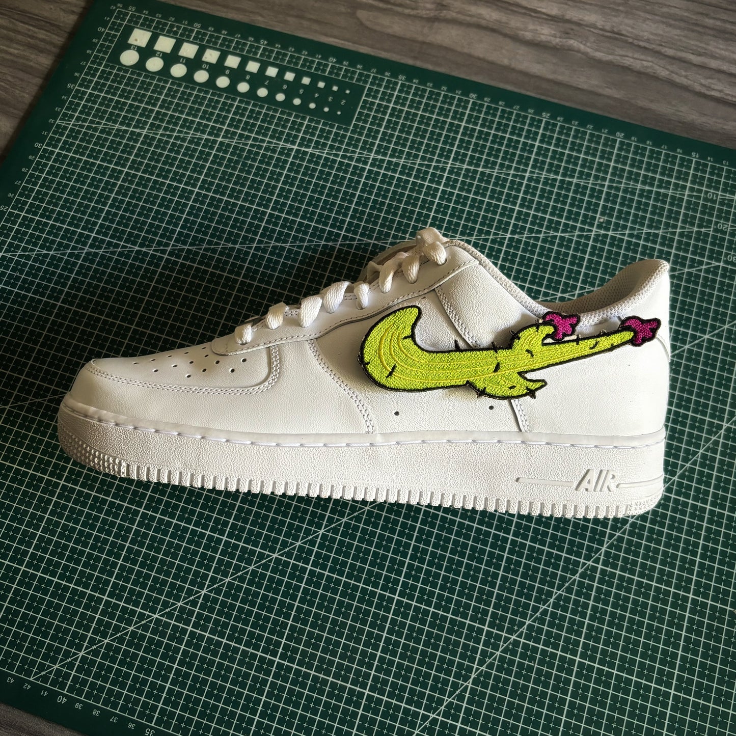 Nike Air Force 1 x Changeable Embroidered Swooshes