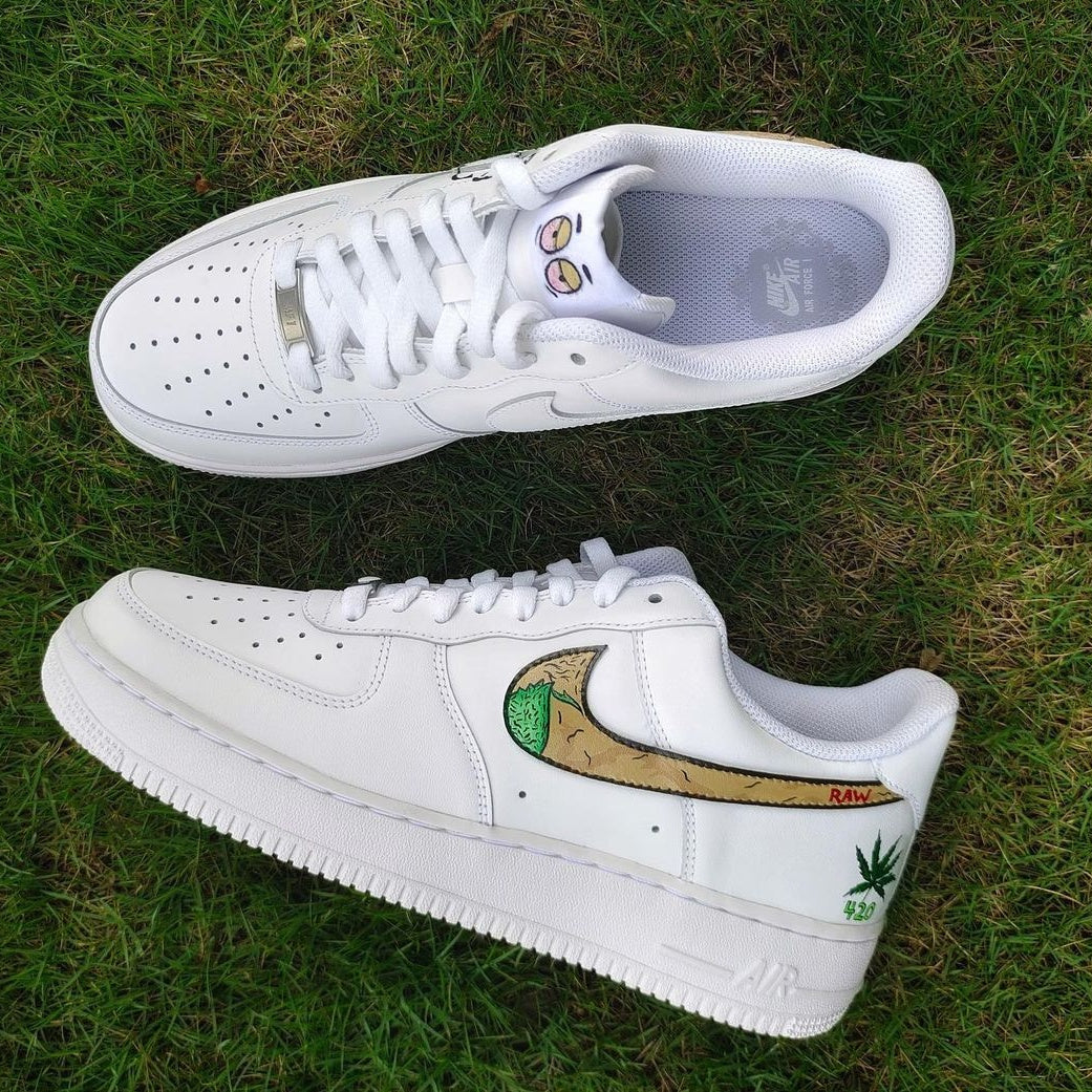 Nike Air Force 1 x RAW