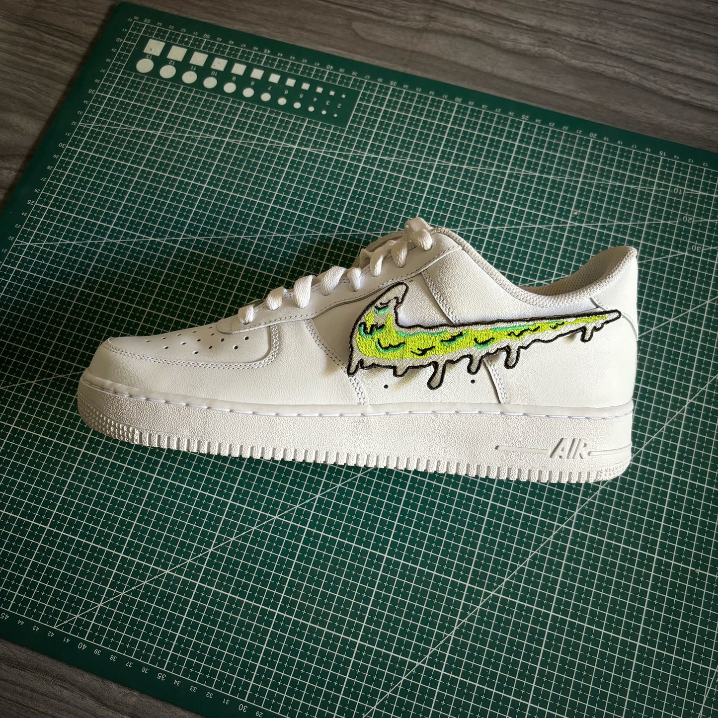 Nike Air Force 1 x Changeable Embroidered Swooshes
