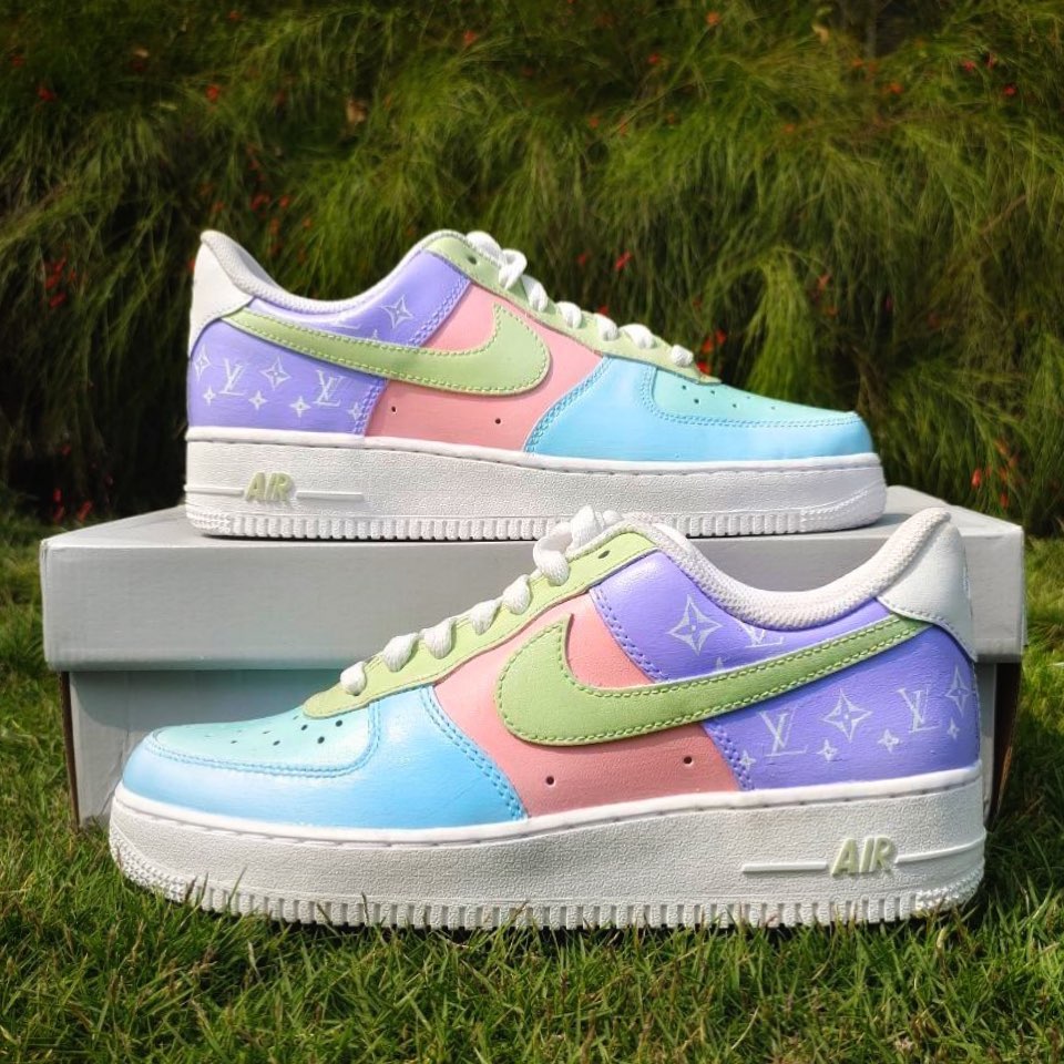 Nike Air Force 1 x Louis Vuitton Custom