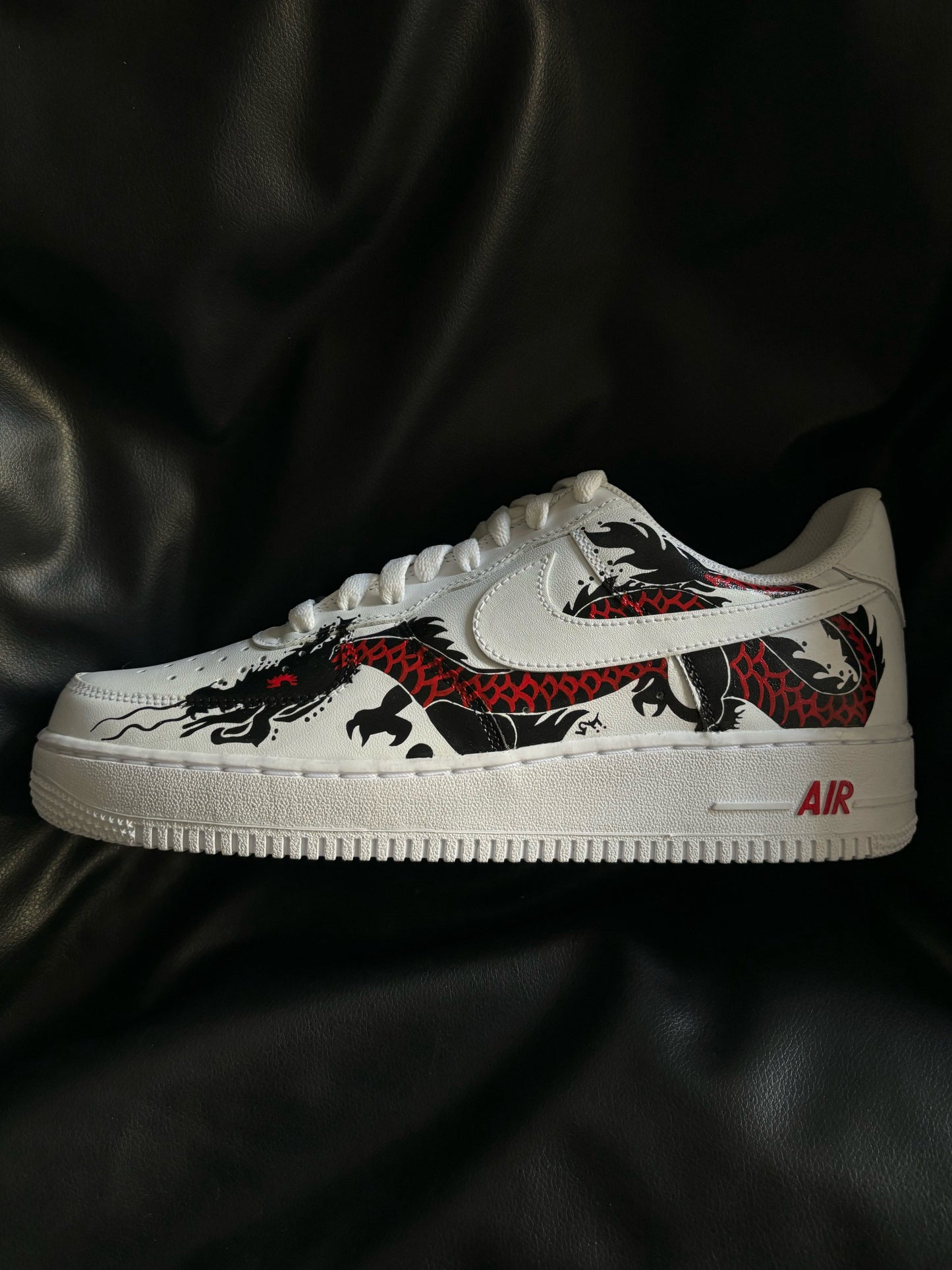 Nike Air Force 1 x Mismatched Dragon